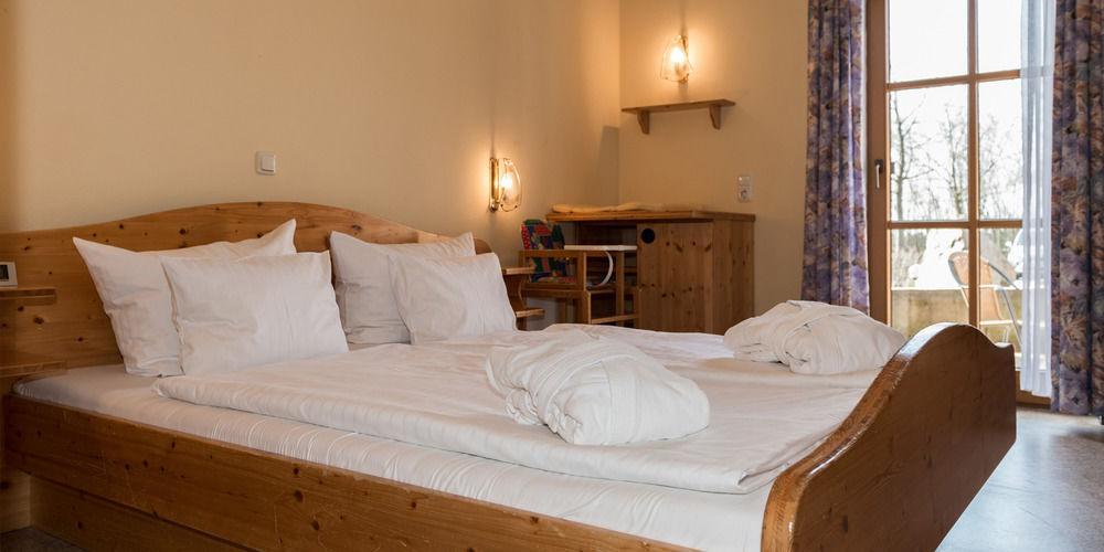 Ulrichshof, Baby & Kinder Bio-Resort Rimbach  Extérieur photo